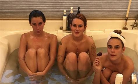 Rub A Dub Dub A Nip Slip And Three Naked Willis Sisters In A Tub