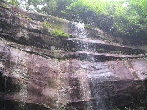 12 Stunning Waterfalls In Gatlinburg Tennessee