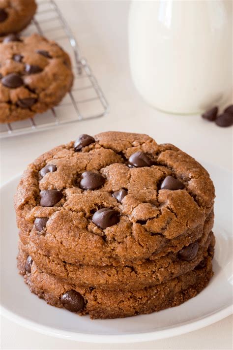 Just use a dark chocolate that's 75% cacao or more (preferably 100%!), sugar free dark chocolate chips, or cacao nibs. Perfect Paleo Chocolate Chip Cookies (vegan / keto options ...