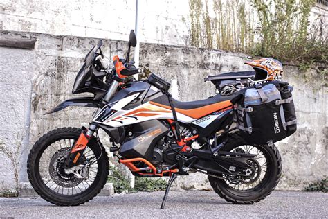 The ktm 790 adventure is for travel enduro fans of every ambition and ability, ready to discover new roads whichever way it's. KTM 790 Adventure - ¿Listo para aventuras? - Outback Motortek