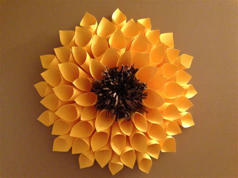 Yellow Paper Sunflower Dahlia | Paper sunflowers, Paper flowers, Giant paper flowers