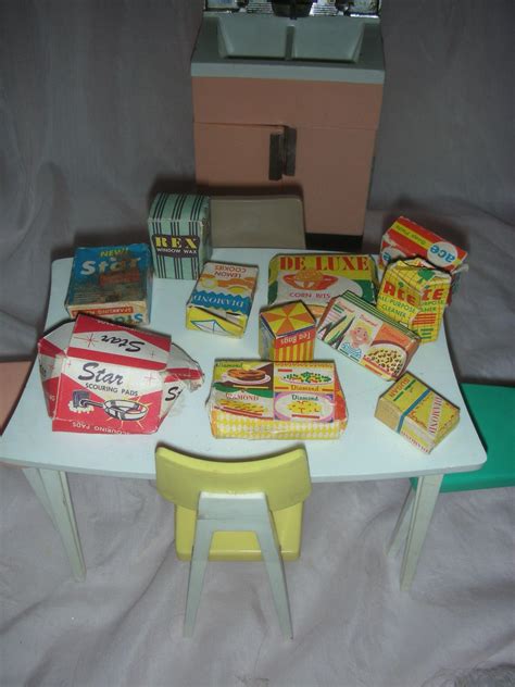 Vintage Deluxe Reading Barbie Size Doll Toy Kitchen Charlottes Web