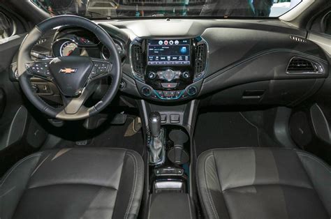 2017 Chevrolet Cruze Hatch Interior Motor Trend En Español
