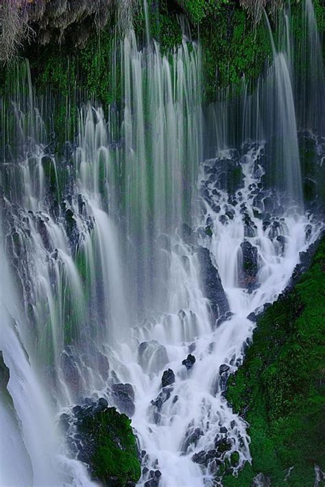 Beautiful Waterfalls Beautiful Landscapes Pretty Places Beautiful