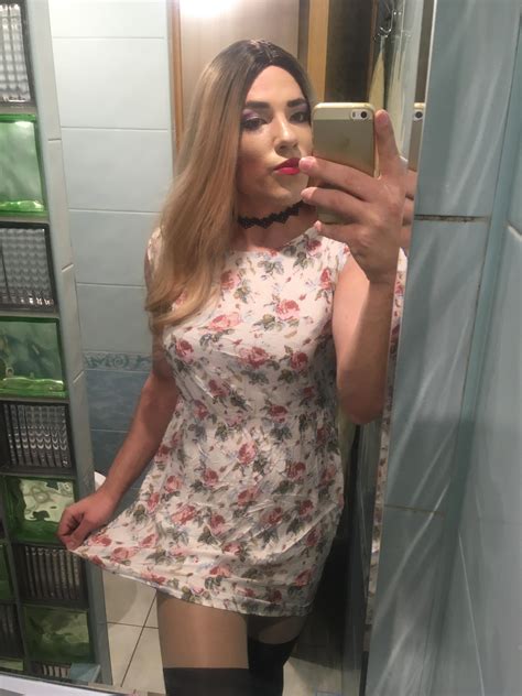 love when i see a girl in the mirror ️💅💄 r crossdressing