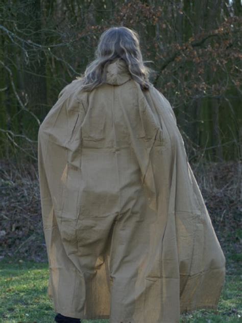 Mantello medievale con cappuccio – DRMstore