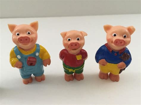 Vintage Three Little Pigs Toys Rare Big Bad Wolf Figurines 1815636929