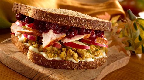 Leftover Turkey Sandwich Recipe Hellmann S Us