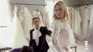 Rkobhs Morgan Stewart Shops For Her Wedding Gown At Badgley Mischka