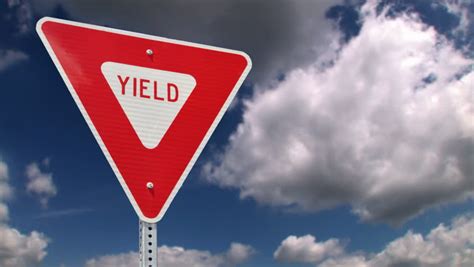 Yield Sign In Spanish ¿por Qué Va A Querer Ver