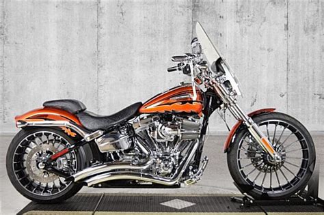 2014 Harley Davidson® Fxsbse Cvo™ Breakout Orange Riverside