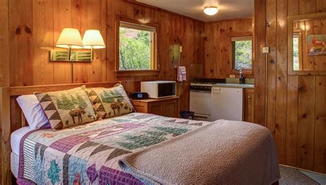 Knotty Pine Rooms 8a 8b Estes Park Cabins Mcgregor Mountain Lodge