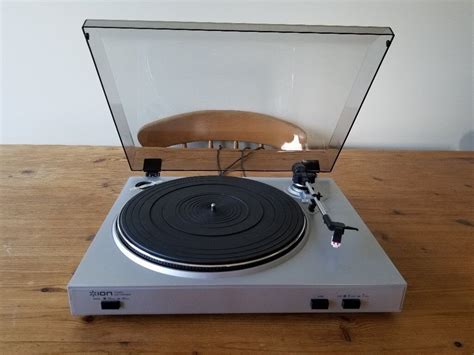 Ion Usb Turntablevinyl Archiver Ttusb05 In Wroughton Wiltshire
