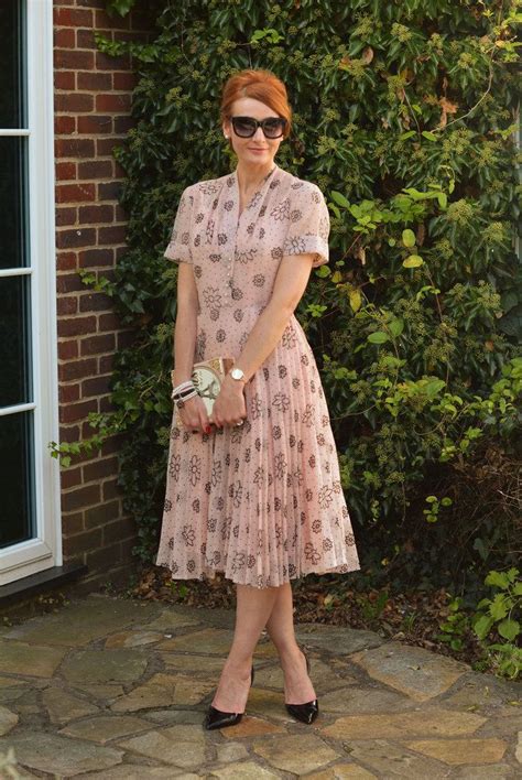 Don't forget to share your new retro outfit on instagram using #topvintagestyle. Wedding Guest Outfit | Vintage wedding guest dresses ...