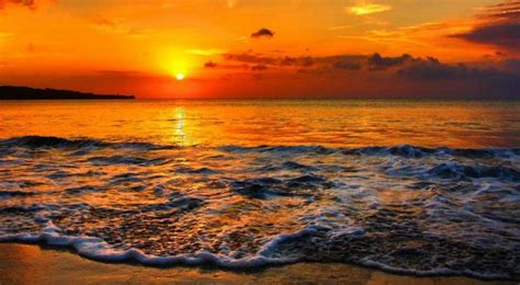 Pantai Terindah Melihat Sunset Di Bali Okezone Travel