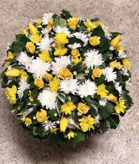 Maybe you would like to learn more about one of these? Round Funeral Wreath - Floral Affairs