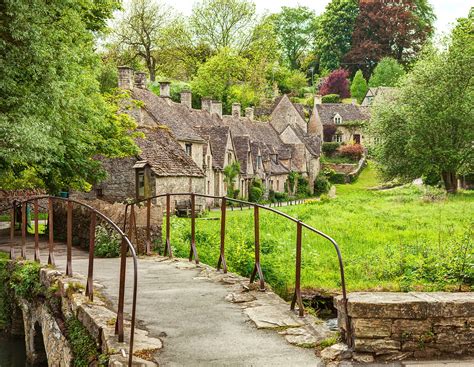 Cotswolds Mystery Of Bibury