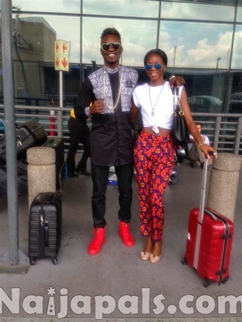 Bba Star Tayo Faniran Arrives Lagos Receives Warm Welcome At Airport