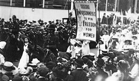 les suffragettes stratèges de l image danaé panchaud