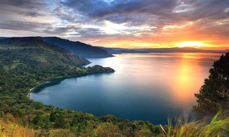 The ancient lake dates back over 5.5 million years and today is divided into three different regions; Lake Toba, Sumatra: The Largest Volcanic Lake In The World ...