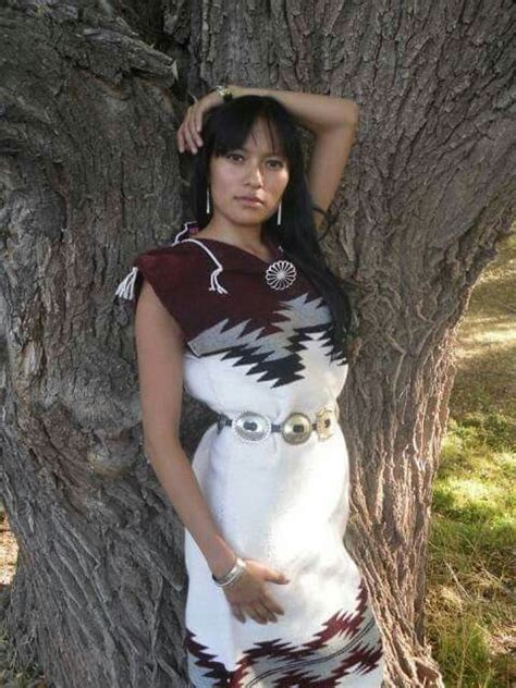 Rug Dress And Concho Belt Just Stunning Native American Fashion Native American Girls