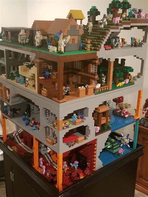 Une énorme Construction En Lego Minecraft Lego Minecraft Minecraft