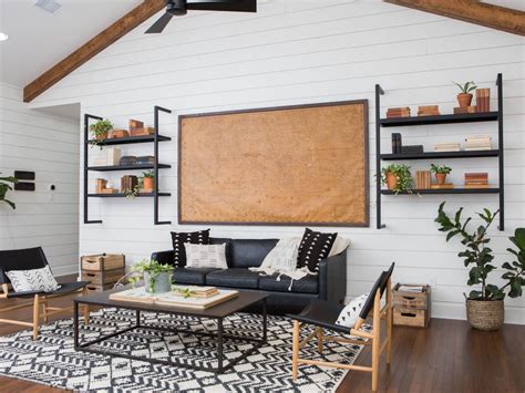 25 Reasons To Put Shiplap Walls In Every Room