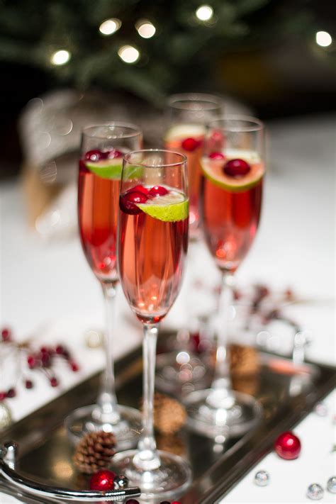 Cranberry mimosa, a cocktail for the holidays. Christmas Cocktails: Cranberry Champagne Cocktail - By Lynny