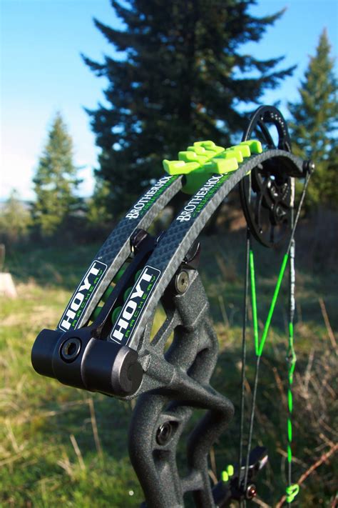 Bow Review Hoyt Carbon Defiant Brotherhood Bone Collector Edition