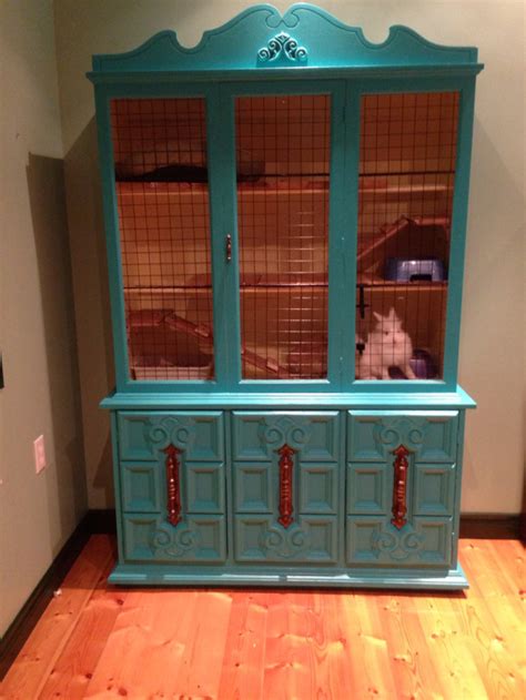 10 Diy Rabbit Hutches From Upcycled Furniture Home Design Garden