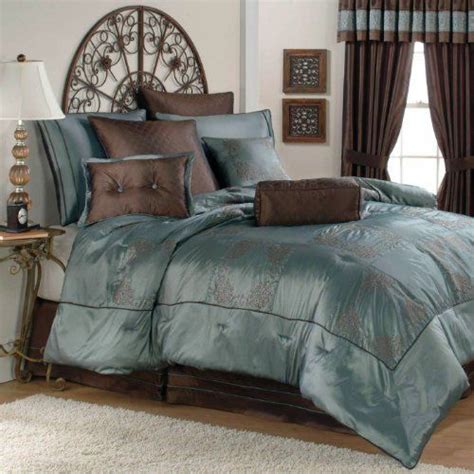 There is a wide range of sorts of comforters available, each with its own color and material. 90 best Teal and Brown Bedding images on Pinterest ...