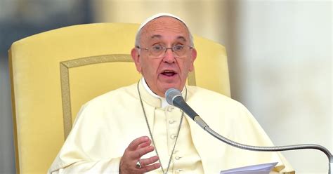 Pope Francis Reforms Roman Catholic Marriage Annulment Procedures