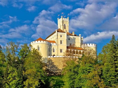 Croatia Beautiful Castles Beautiful Buildings Osijek Finland Travel