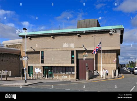 Hmp Wakefield Prison Hi Res Stock Photography And Images Alamy