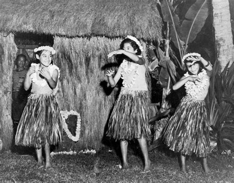 keiki hula dancers 1940 s hawaiian history hula dancers keiki