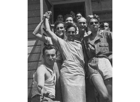 Coming Out Under Fire The Story Of Gay And Lesbian Servicemembers The National Wwii Museum