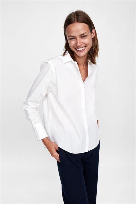 10 1 Camisas Blancas De Zara Para Llevar Con Vaqueros Y Tacones Y