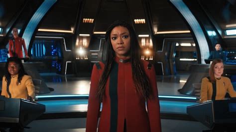 Star Trek Discovery Season 4 Trailer Reveals New Starfleet Uniforms