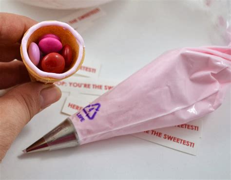 Royal icing is the basic icing you see on many confectionaries from cookies to simple cakes. Here's the Scoop: Mini Meringue Treasure Cone #Valentines