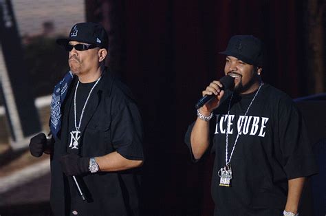 Ice T Ice Cube And 2pac Collaborated In A Rare Video That Surfaced On