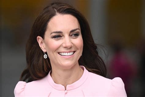 Kate Middleton Prešutjela Je Razlog Odlaska Na Operaciju A Evo I Zašto