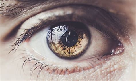 Vitamin B12 Deficiency This Eye Problem Is One Of The Symptoms Of B12