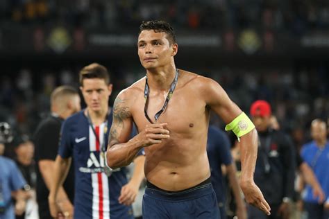 Thiago Silva Calls Out Psg I Deserved Much More Respect Than That