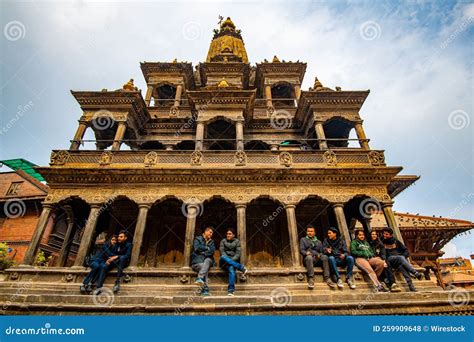 Vacker Arkitektur I Det Historiska Patanet Durbar Krishna Mandir