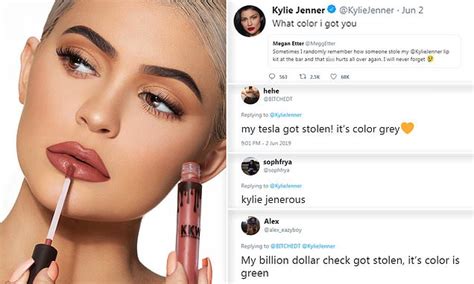 Kylie Jenner Offers To Send A Fan A Free Lip Kit After Hers Was Stolen