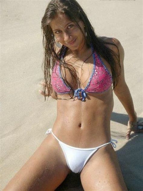 Italian Hot Girl In A Bikini ~ Picture And Photos