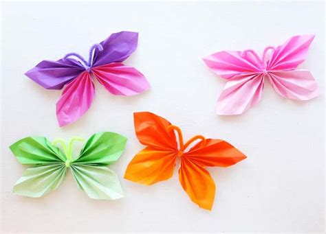 Cómo hacer mariposas de papel seda para decorar
