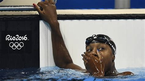 Simone Manuel Becomes First African American Woman To Win Swimming