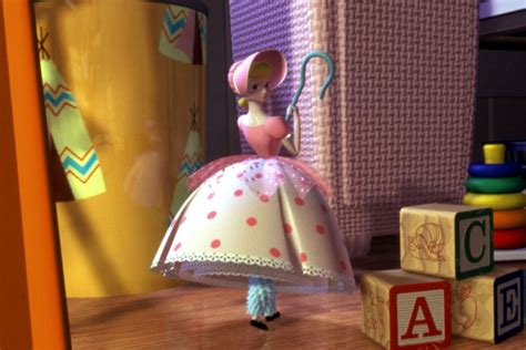 Bo Peep Returns In Disneys Toy Story 4 With Adventurous New Look
