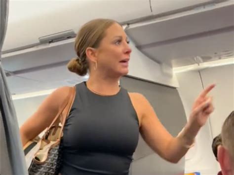 Tiffany Gomas The American Airlines Passenger Known For Her Viral Not